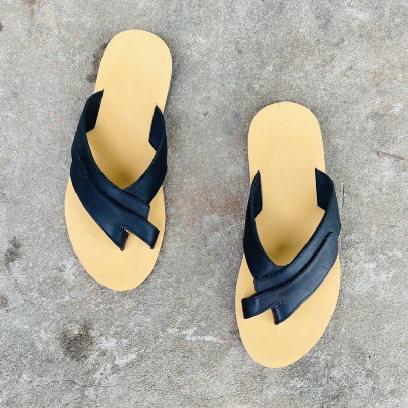 Dép Da Nam Cao Cấp Dép Xỏ Ngón Da Bò Thật Đế Cao Su Đúc Nguyên Khối Siêu Bền Chống Nước Atshoes XN311
