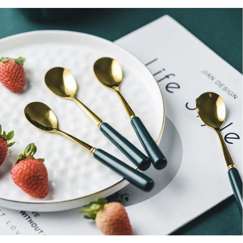 THÌA DĨA SANG CHẢNH CÁN SỨ XANH NGỌC BÍCH SIZE NHỎ