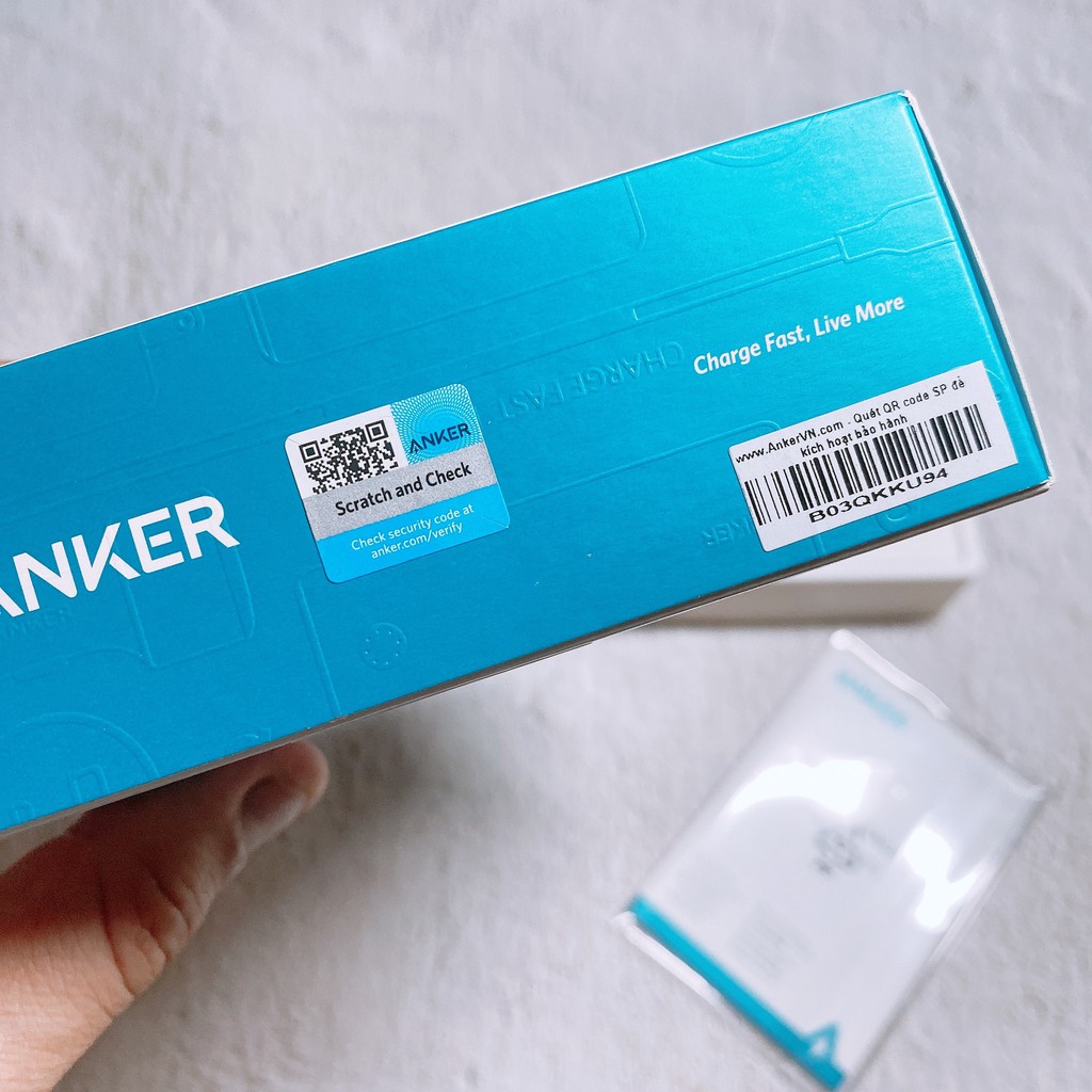 Tẩu Sạc nhanh Ô tô  Anker PowerDrive 35W 2 Cổng - A2723 Sạc nhanh 20W IP Quick charge 18W Xe hơi Oto