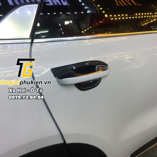 Ốp hõm cửa cacbon xe Kia Sorento 2021 nhựa ABS vân Carbon cao cấp