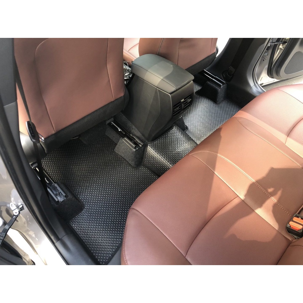 Thảm Lót Sàn Ô Tô KATA Cao Cấp Cho Xe Toyota Cross  - Không mùi, Không ẩm mốc, Dễ dàng vệ sinh