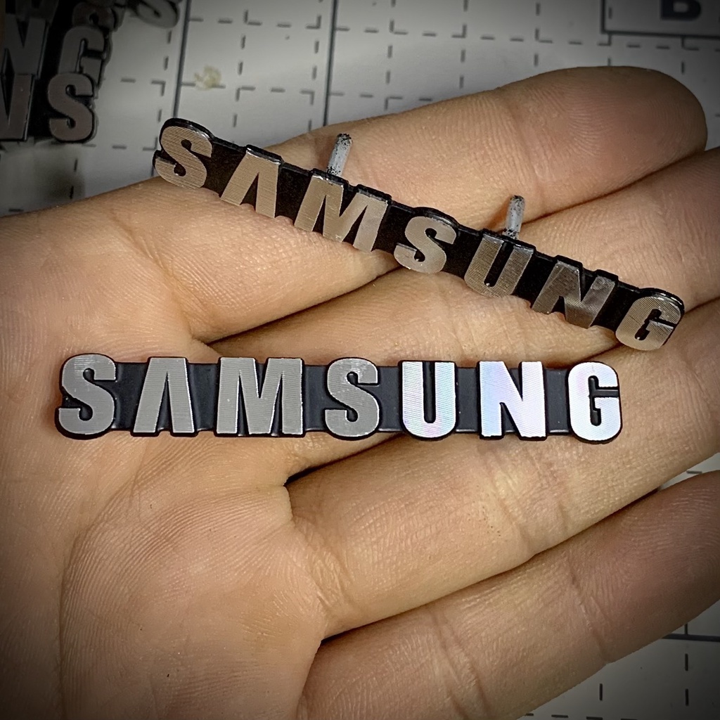 Logo Samsung nhôm, giá 1 chiếc.