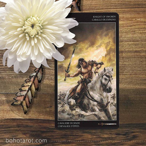 Bài Royo Dark Tarot Deck