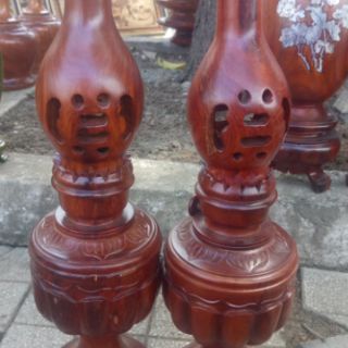 Cặp đèn dầu thờ gỗ Hương nguyên khối cao cấp cao 40cm