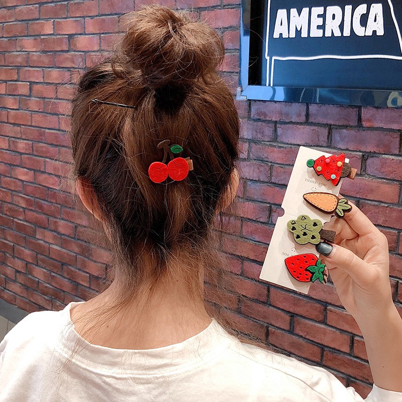 Kẹp Tóc Hình Trái Dâu Thiết Kế Dễ Thương Hợp Thời Trang