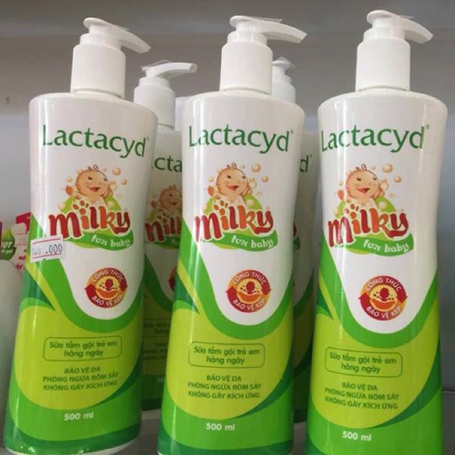 Sữa tắm lactacyd vòi