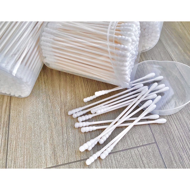 Tăm Bông Trẻ Em Đầu Xoắn Hộp 200 Que