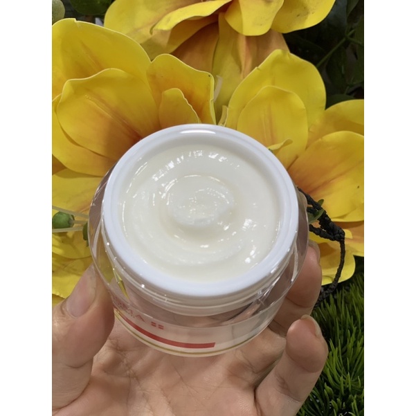 Kem làm mờ nám ban đêm cgf MELASMA AMPOULE CREAM