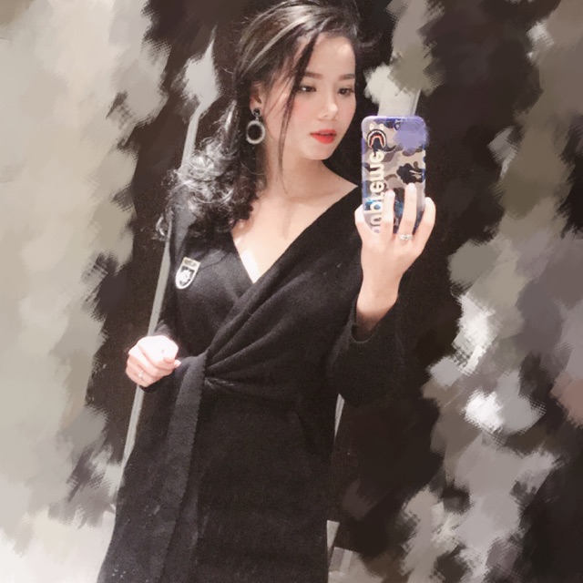 Váy len đen buộc eo