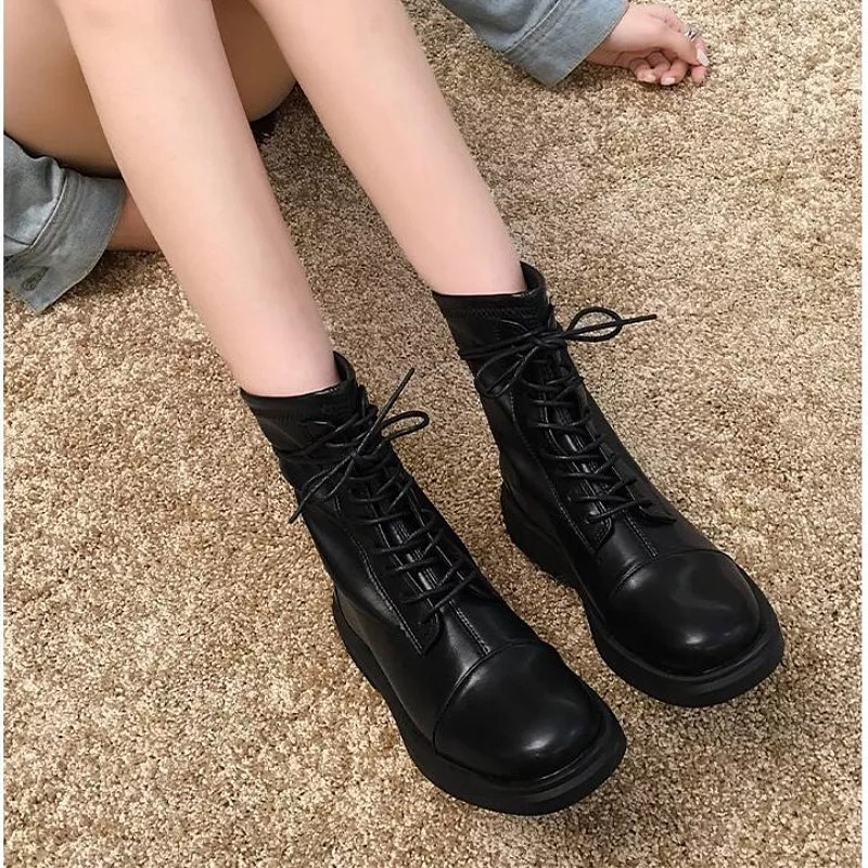 Boot Bốt Da Nữ Cao Cổ Dây Buộc Trước Đan 2 Kiểu Cá Tính Khóa Kéo Sau Mới