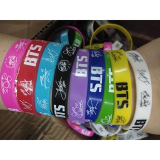 Vòng tay chữ kí BTS