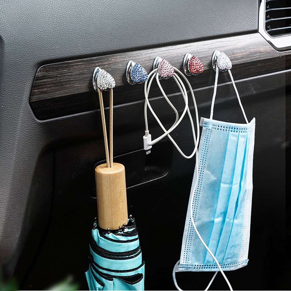 Móc Treo Khẩu Trang Mini Ánh Kim Độc Đáo Trang Trí Xe Hơi/ Chìa Khóa/ Túi Sạc/ Tai Nghe Tiện Dụng