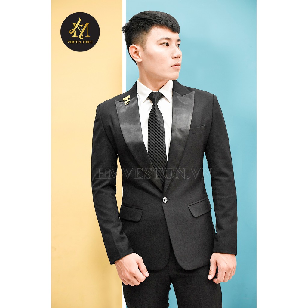 Bộ vest nam màu đen phối ve phi đen cá tính kèm cà vạt nơ
