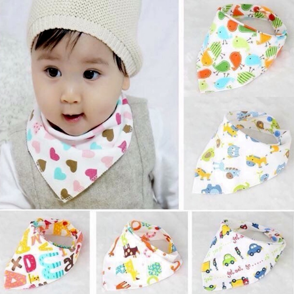 Yếm tam giác cotton 2 lớp có cúc bấm cho bé