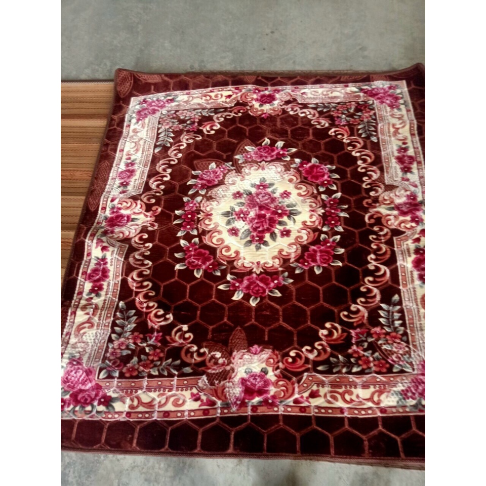 Thảm trải giường tuyết nhung cao cấp