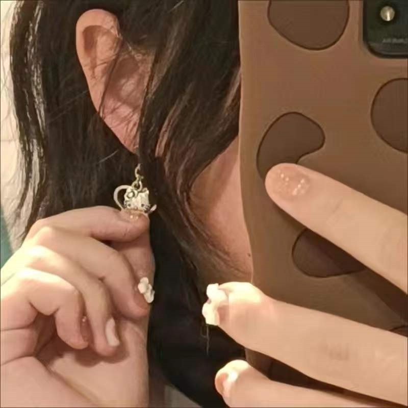 Bông Tai Hình Mèo Hello Kitty Bằng Hợp Kim Y2K Phong Cách Nhật Bản Ngọt Ngào