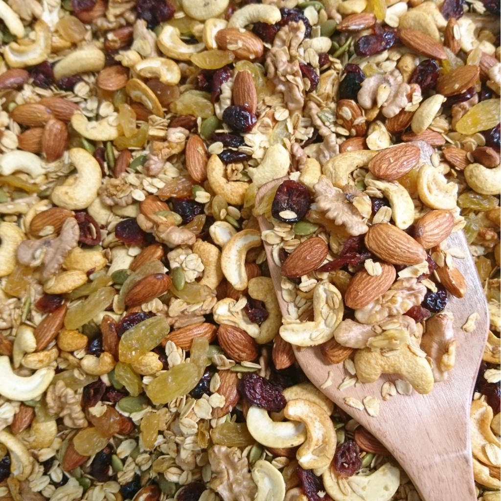 500GRAM GRANOLA 7 LOẠI HẠT CAO CẤP (NGŨ CỐC NGUYÊN HẠT, ĂN KIÊNG,ĂN SÁNG,HẠNH NHÂN,HẠT ĐIỀU, HẠT BÍ, NAM VIỆT QUẤT,..)