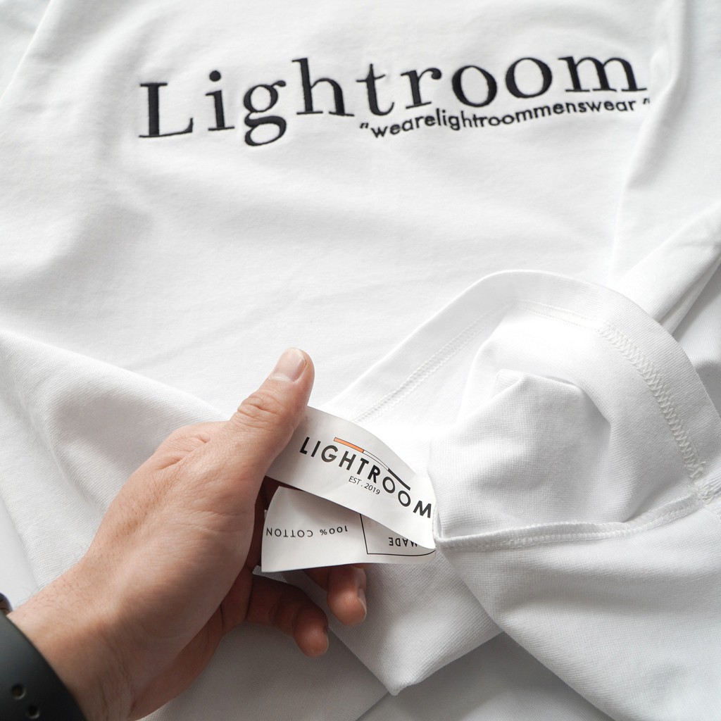 Áo thun cổ tròn nam Lightroom Tee White, chất liệu cotton thoải mái, vừa form