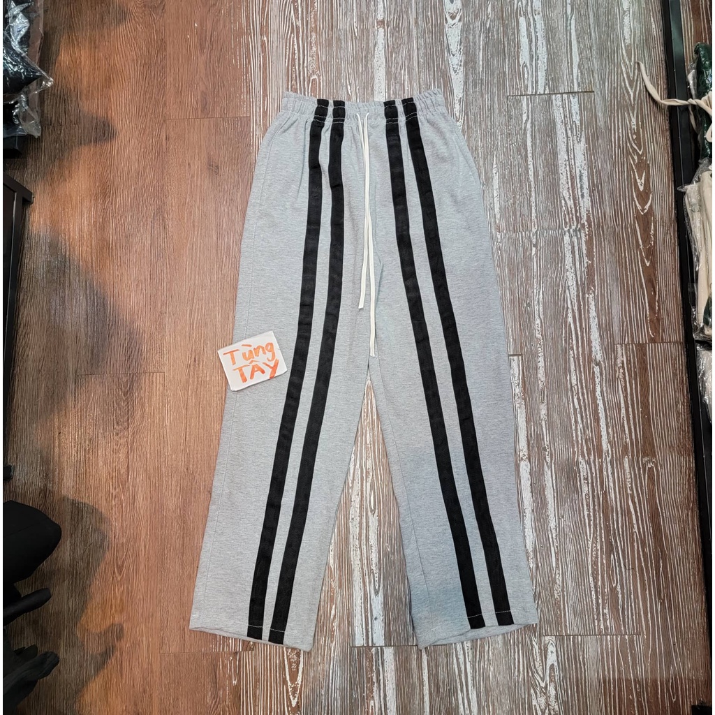 Quần Nỉ 2 Sọc Line ( Pant 2 Line ) Ống Suông Rộng Phong Cách Unisex Nam &amp; Nữ - Chất Liệu Nỉ Trơn Co Giãn Cực Thoải Mái