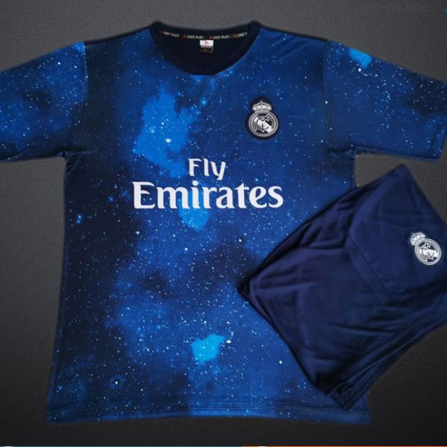 Real Madrid (xanh galaxy )