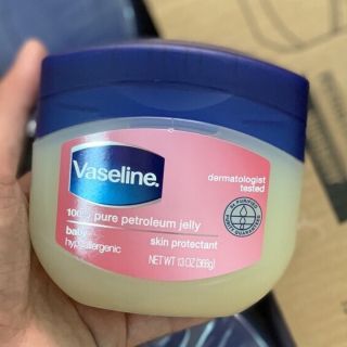 Vaseline 100% Pure Petroleum Jelly Original Skin Protectant