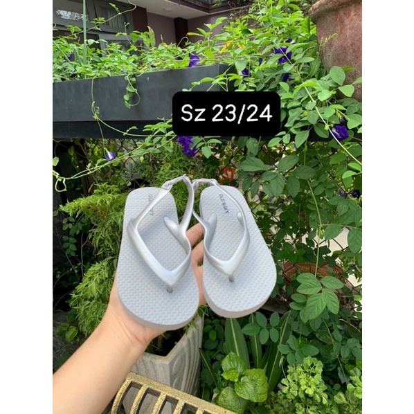Sandal bé gái OLDNAVYy xịn chuẩn hãng