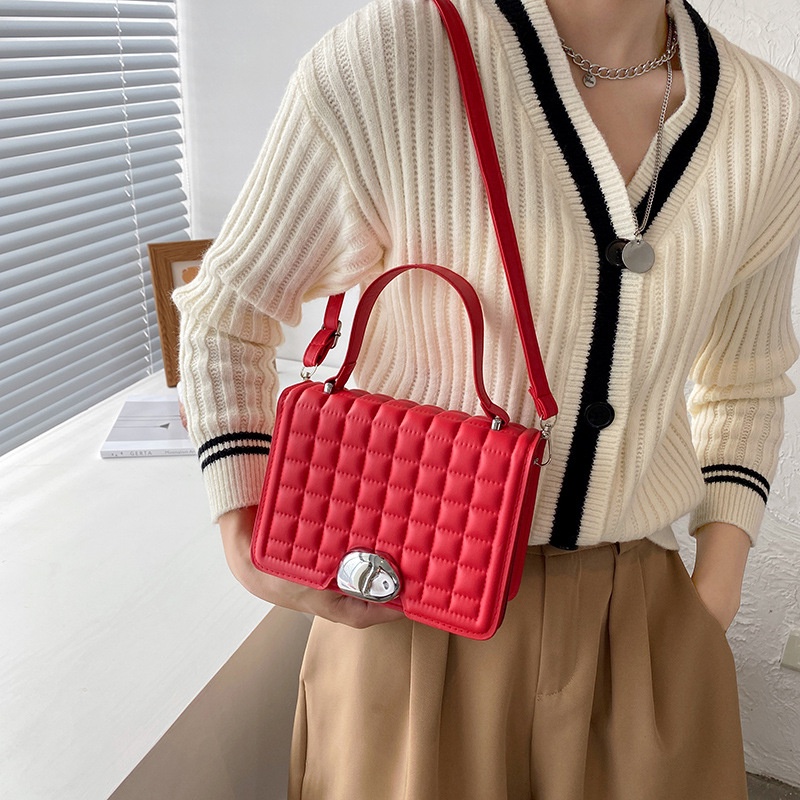 Túi xách đeo vai hình vuông cỡ nhỏ thời trang mùa hè 2021