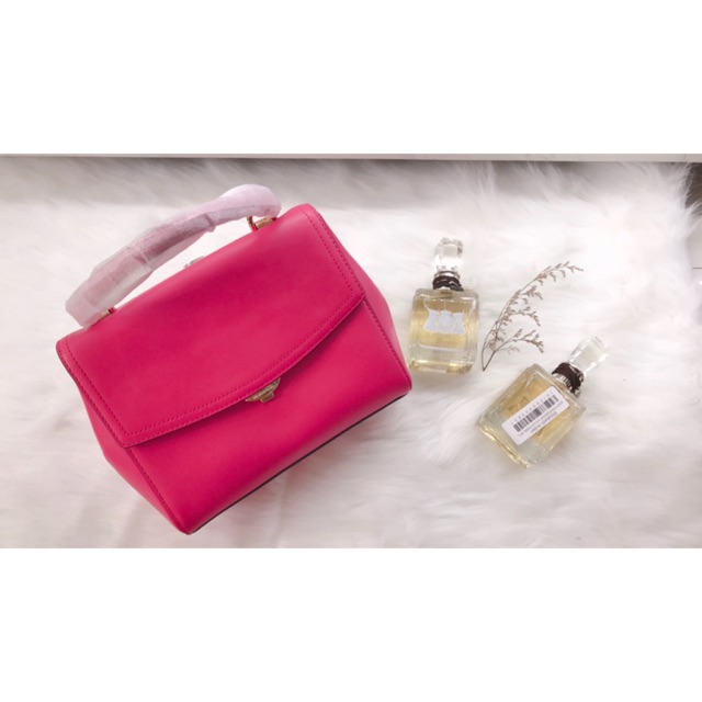 Giỏ Michael Kors dáng ava khoá mới