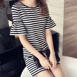 Váy Kẻ Ngang Tay Loe