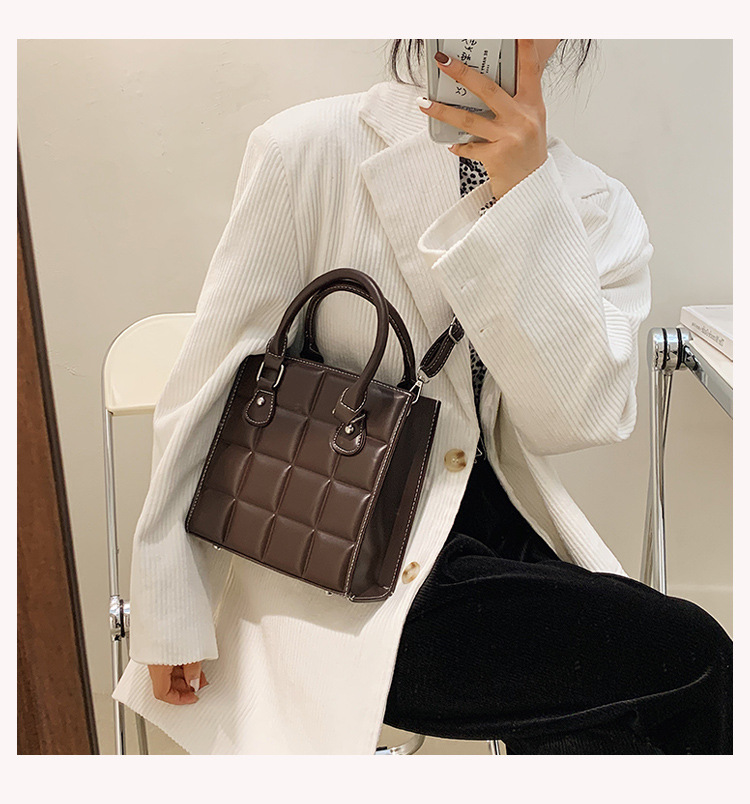Túi Xách JASMIN NOIR Họa Tiết Caro Phong Cách Thời Trang Dành Cho Nữ