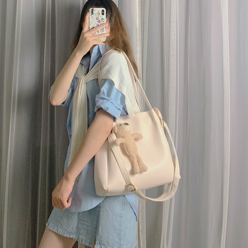 Túi Tote nữ ngăn rộng đựng đồ thoải mái, có khoá kéo