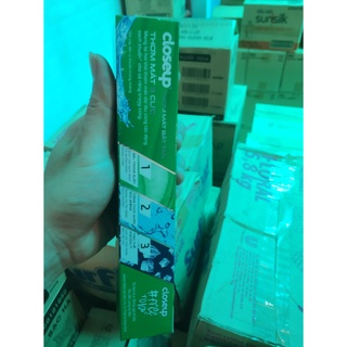 Kem đánh răng Close up Bạc hà 180g