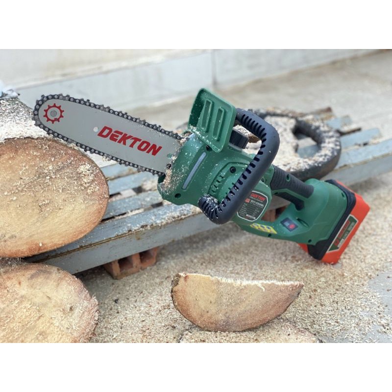 Cưa xích pin DEKTON M21-CS08BL lam dài 20cm 2 sợi xích