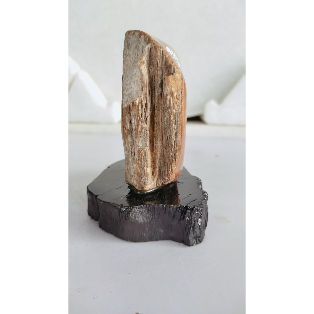 Thư Pháp trên Gỗ Hóa Thạch 100% tự nhiên-Giá gốc tại xưởng-KL: 0.5kg -Cao: 10cm -Rộng: 10cm