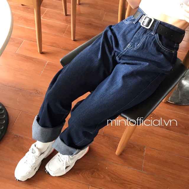 Quần jeans suông xanh hack dáng