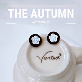 Khuyên tai Oreo hình hoa The Autumn Accessories - KT07