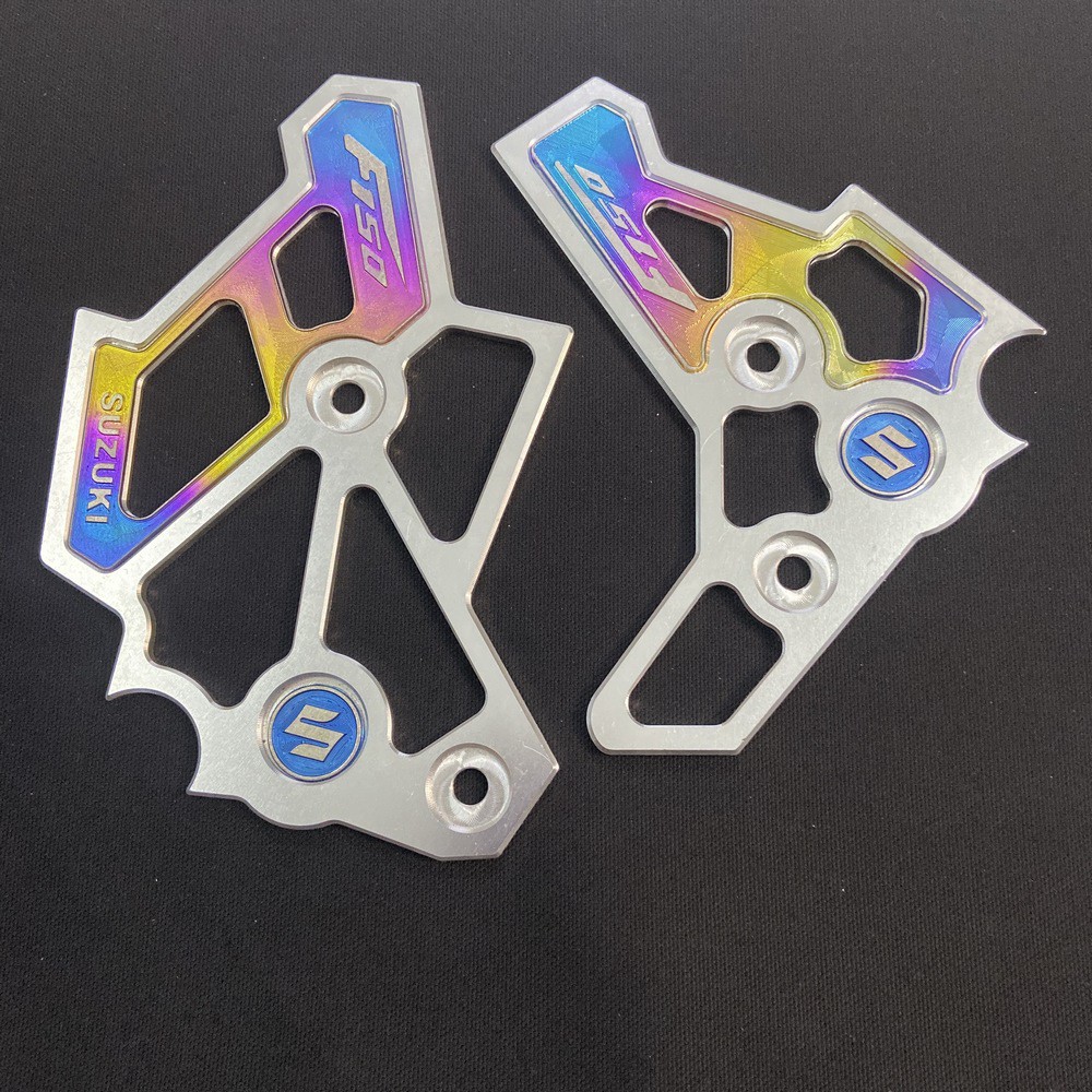 ( FULL TITAN ) CHE BEN NẸP SƯỜN HAI BÊN TRÁI PHẢI CHO SATRIA 150 FI, RAIDER 150 FI NHÔM CNC FULL LOGO TITAN