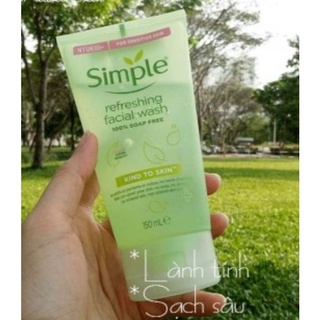 sữa rửa mặt simple