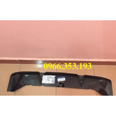 Chắn bùn gầm máy giữa lắp cho xe Huyndai I10 Grand