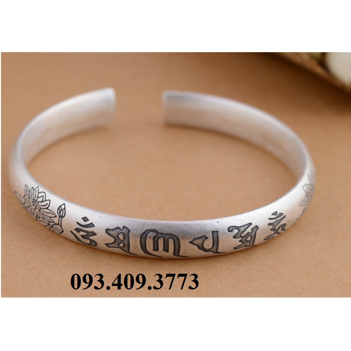 VÒNG TAY KHẮC OM MANI PADME HUM TÂY TẠNG - VT240