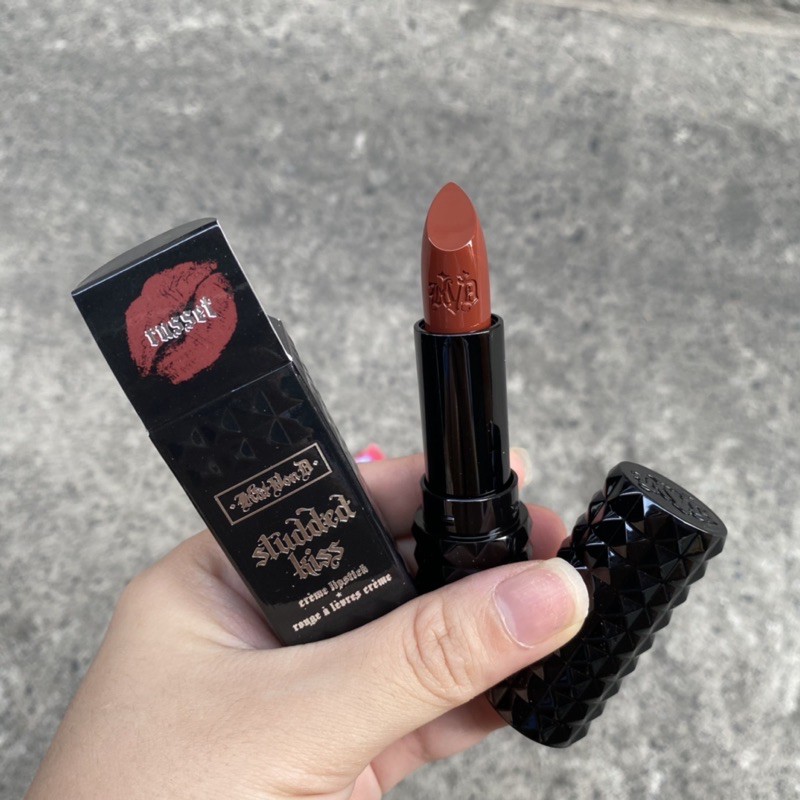 kat von d russet