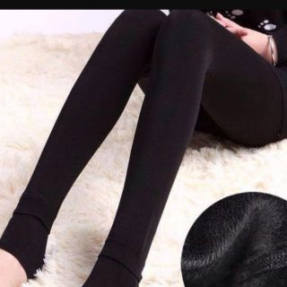 Combo 3 quần lót lông + 2 chuốt mi dầu dừa
