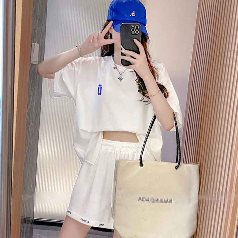 Leisure sports suit female 2021 new Korean summer dress net red loose large size thin short sleeved shorts two-piece set