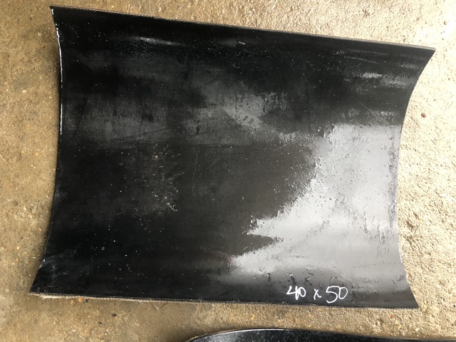 Sản phẩm gia đình làm: Tấm chắn bùn kích thước 40x50cm chất liệu băng tải