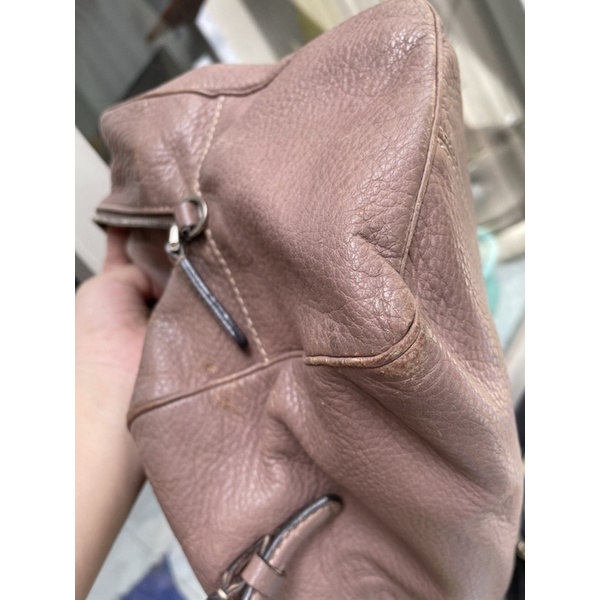 Túi si da bò hiệu Tod’s của Ý