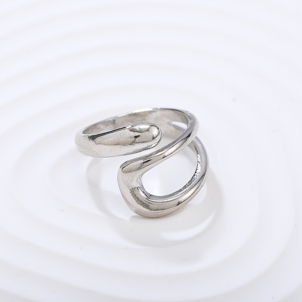 1 nhẫn đeo tay phong cách vintage thời trang