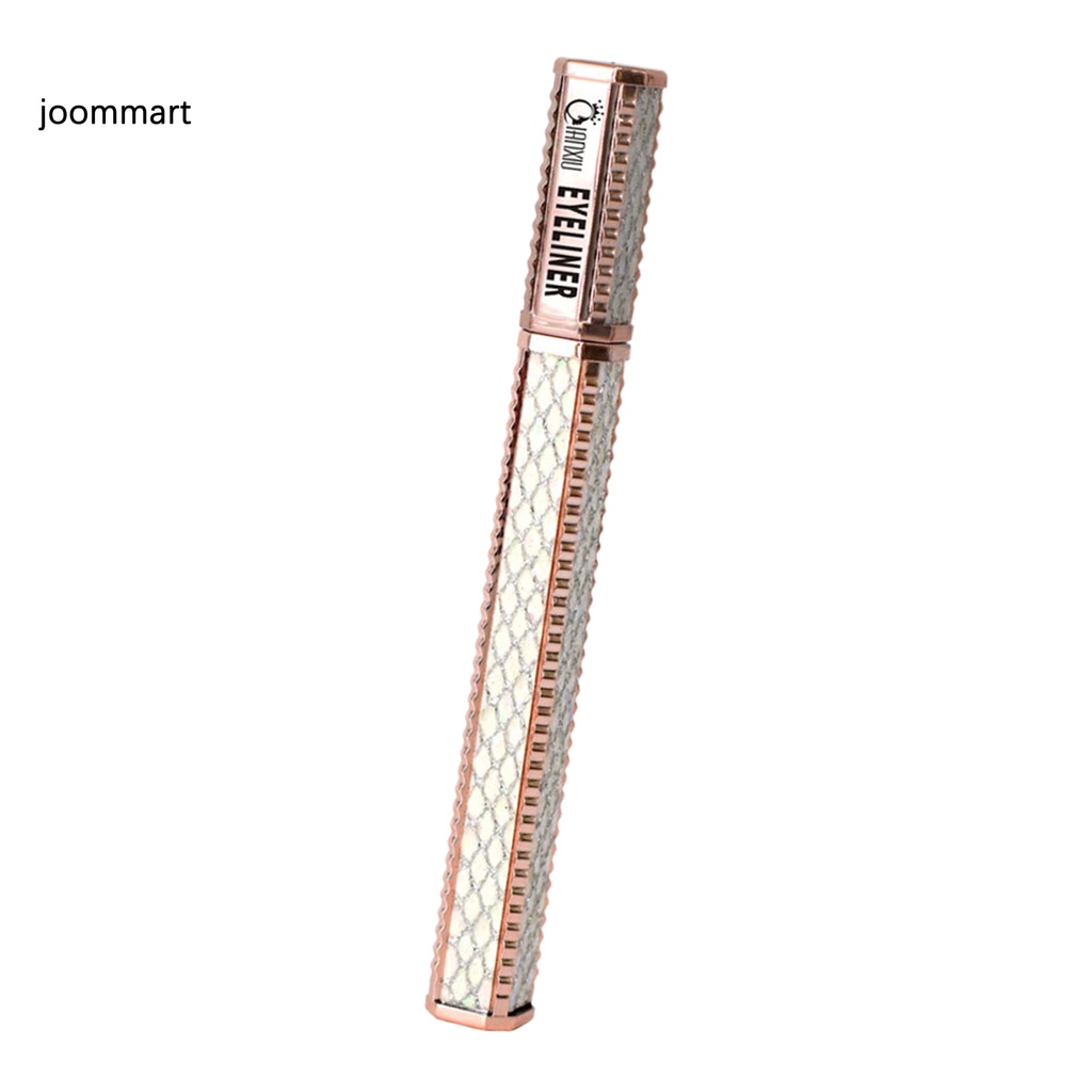 Bút kẻ mắt dạng lỏng trang điểm tự nhiên cho người mới bắt đầu | BigBuy360 - bigbuy360.vn