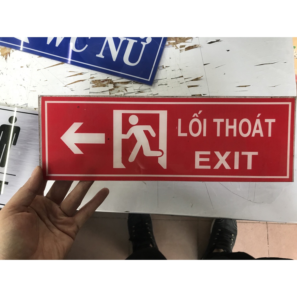 Bảng Lối thoát hiểm/Exit làm bằng mica