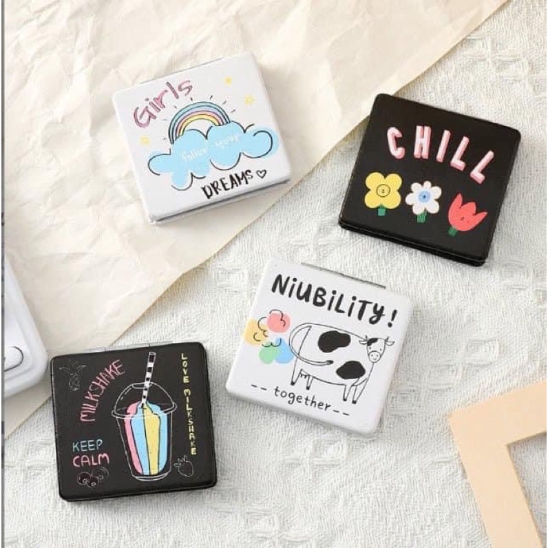 Gương 2 mặt dễ thương hình tròn, hình vuông