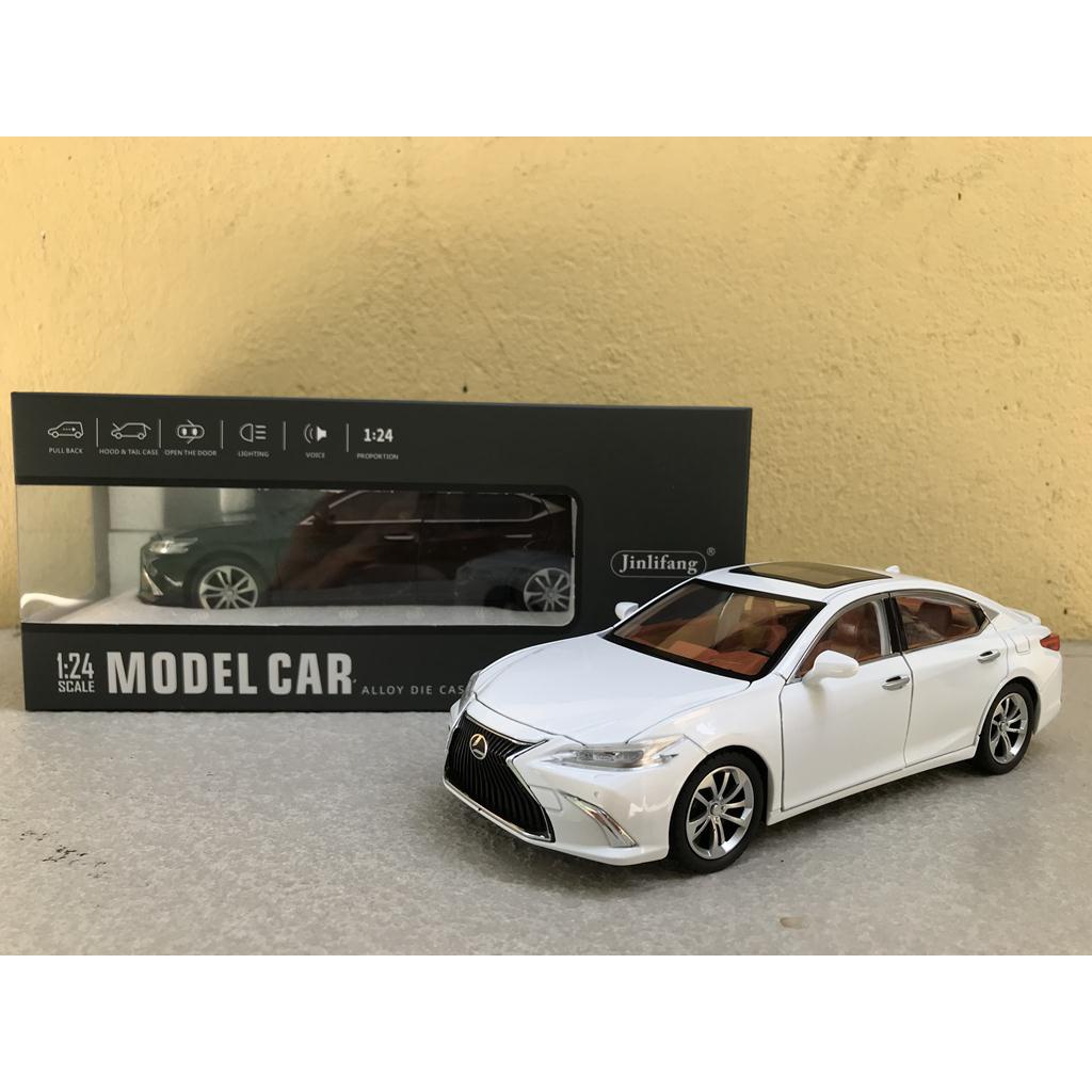 Mô hình xe ô tô LEXUS ES300 2022 1:24